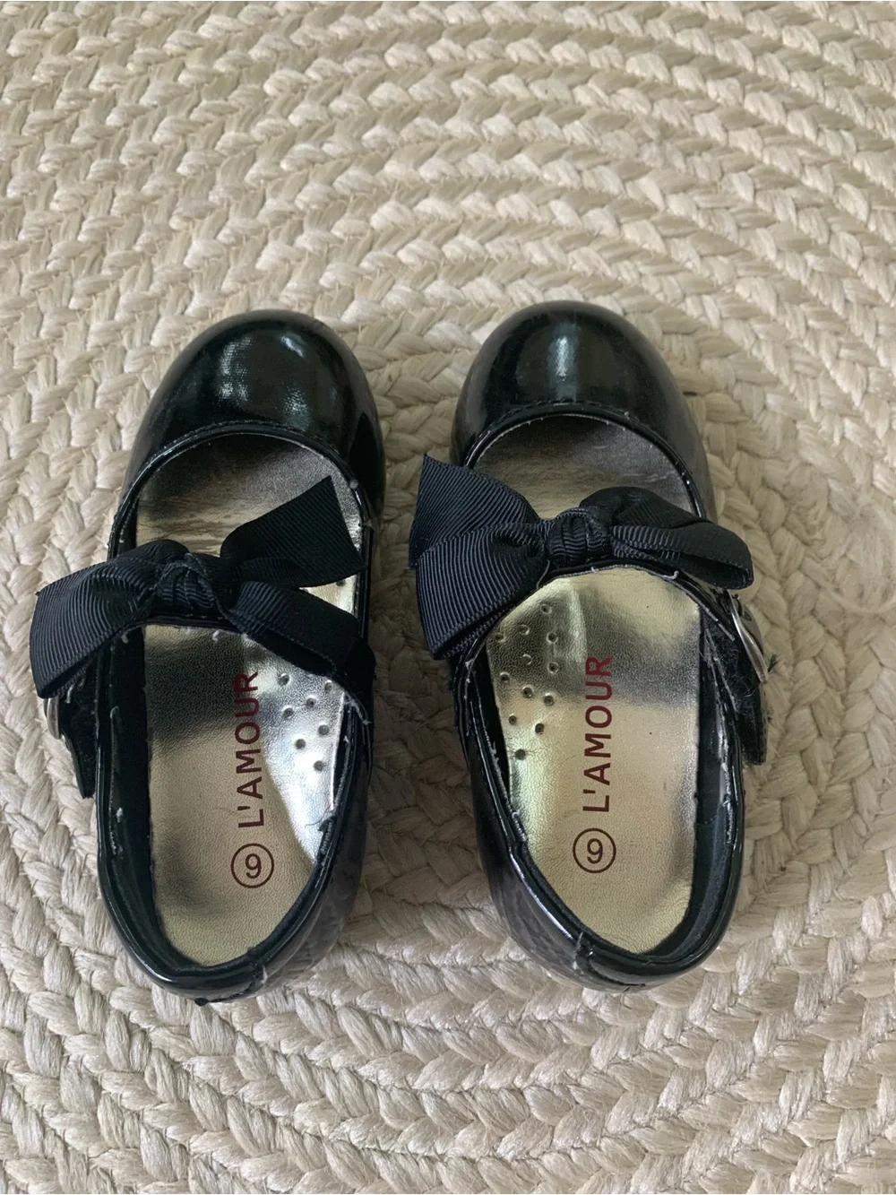 L’Amour Black Patent Kids Mary Jane Dress Shoes with Bow